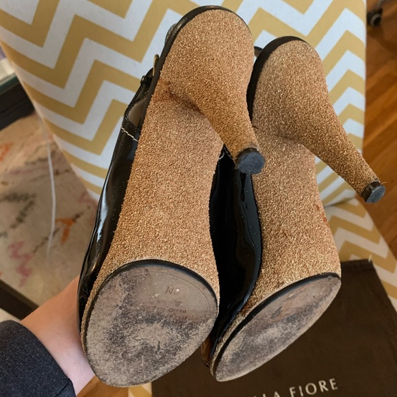 ✨ Patent Leather w Gold Glitter ✨ Bottoms - Picture 2 of 16